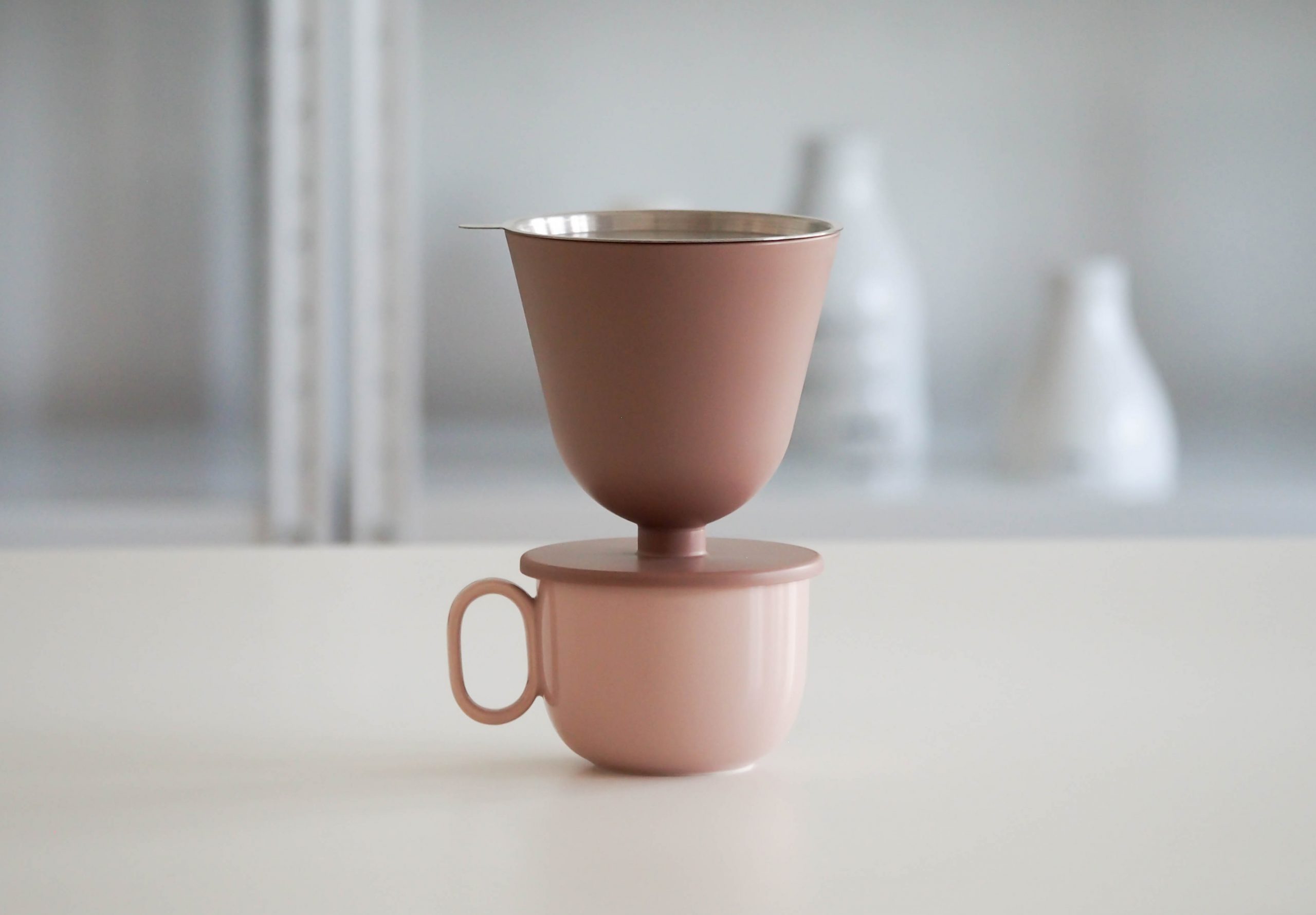 Slow coffee dripper by Debiasi Sandri for RigTig with Mix N Match cup